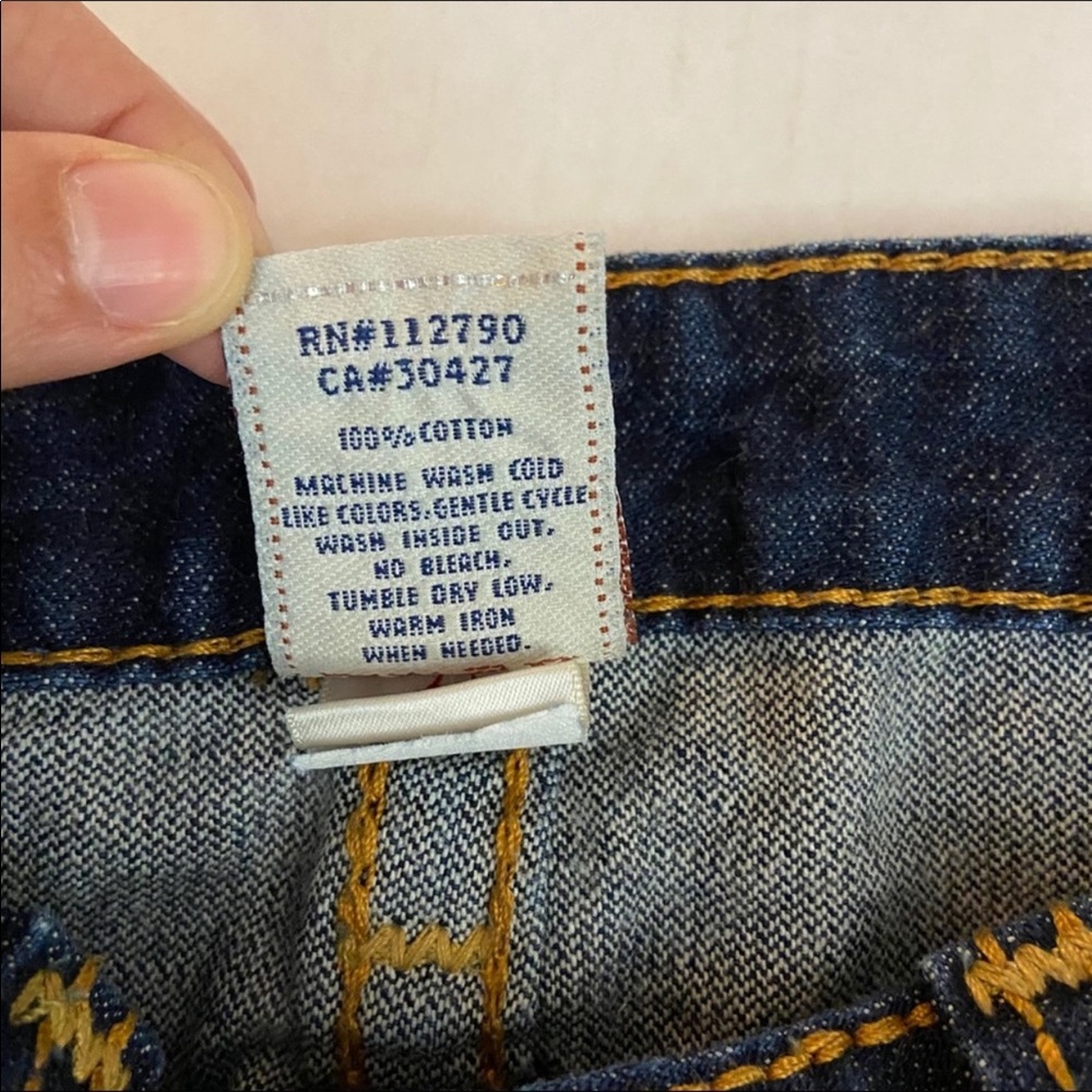 True Religion Dark Wash Flare Women’s Jeans - Picture 4 of 6